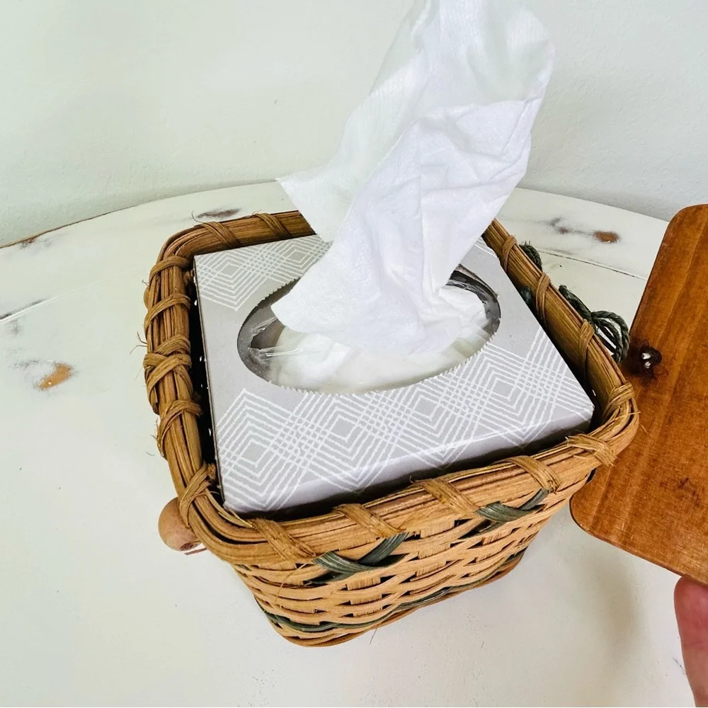 Farmhouse Basket Kleenex Holder With Wood Top